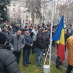 Фермеры Молдовы требуют помощи и диалога с премьер-министром Мунтяну на протесте