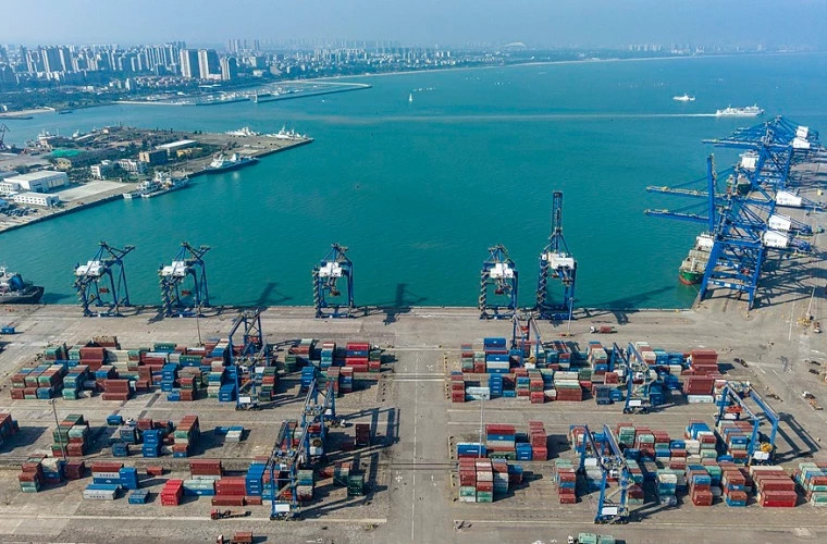 Хайнань получил статус независимой таможенной зоны с 18 декабря