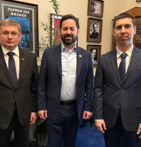 Игорь Гросу встретился с конгрессменами США для обсуждения сотрудничества с Молдовой