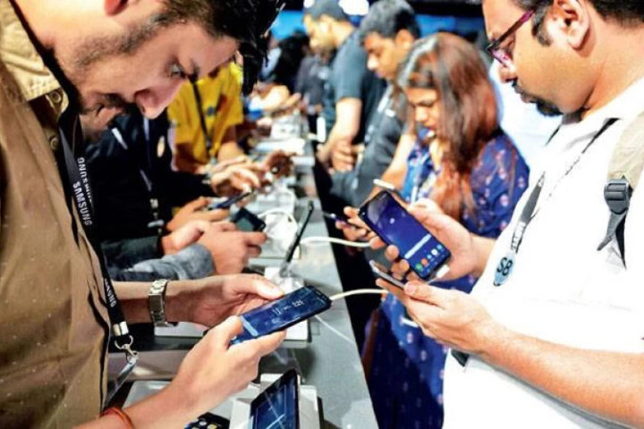 Индия обязывает производителей смартфонов устанавливать приложение кибербезопасности на новые устройства