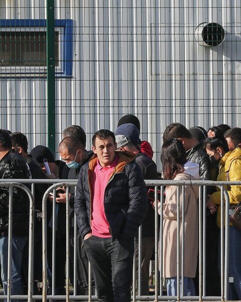 Курские власти ужесточают правила занятости иностранцев с начала 2026 года