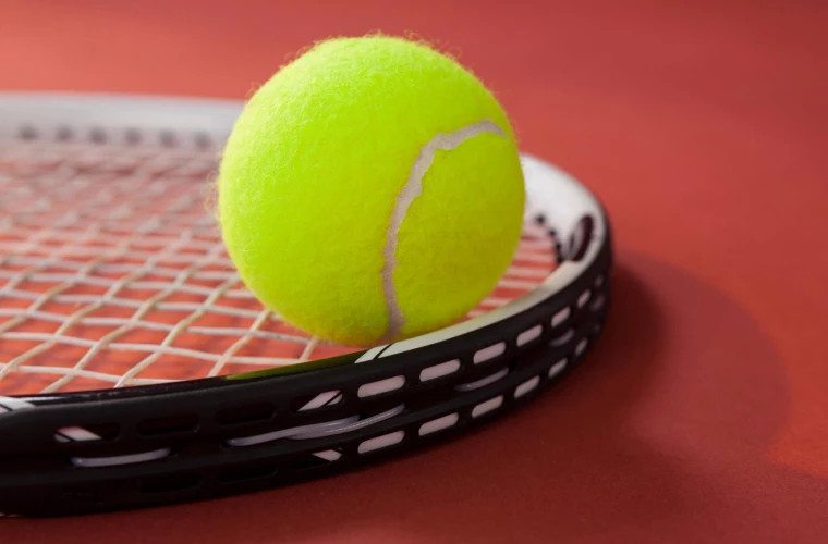 Лернер Тьен из США выиграл молодежный Итоговый турнир АТР 2025 в Джидде