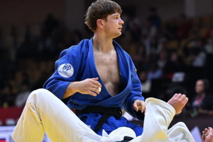 Михаил Латышев завоевал серебро на турнире «Большого шлема» в Абу-Даби