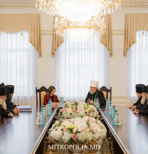 Митрополия Молдовы акцентирует важность моральных ценностей на встрече с Санду