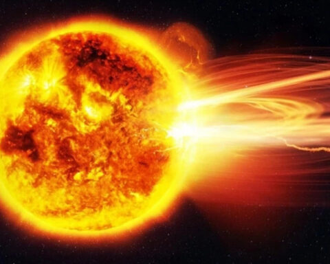 На Солнце зафиксирована одна из сильнейших вспышек года 1 декабря
