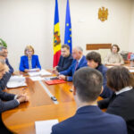 Парламентская комиссия утвердила кандидатуры четырех новых послов Молдовы в Румынии, Украине, Франции и Китае