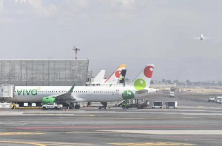 Пилот авиакомпании Magnicharters в Мексике отказался взлететь из-за долгов по зарплате