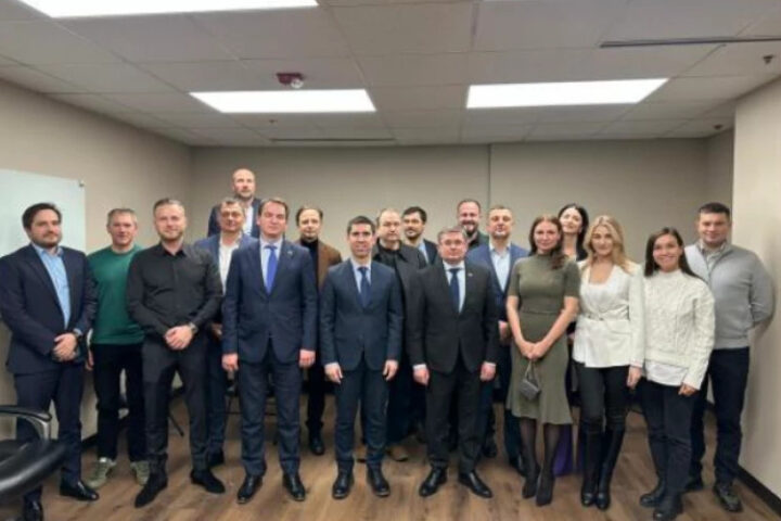 Попшой и Гросу посетили Чикаго для переговоров с диаспорой и американскими чиновниками