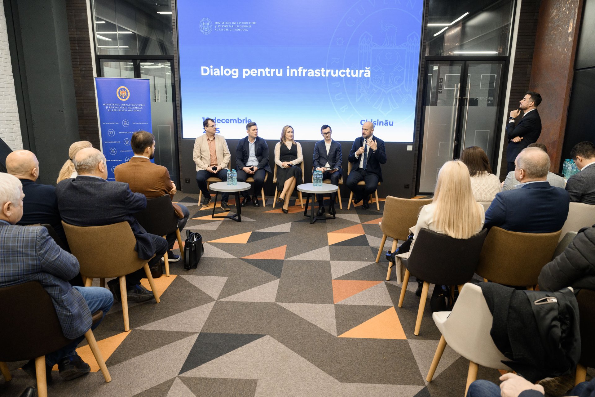 Правительство и бизнес активизируют стратегические инвестиции в транспорт и развитие регионов