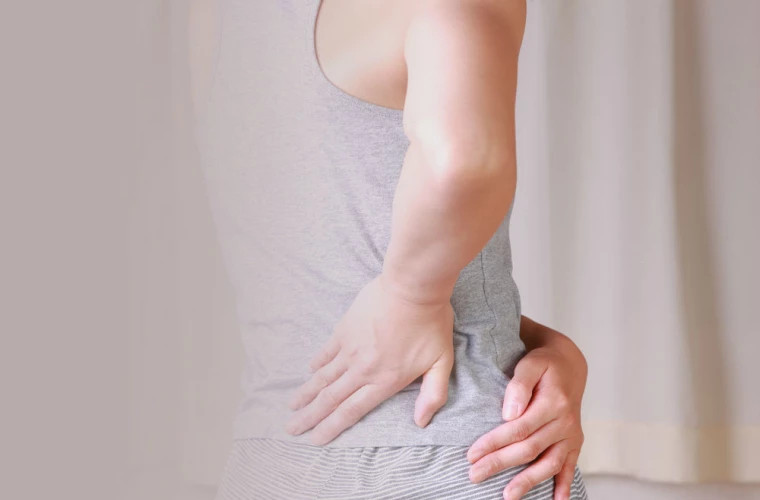 Причины болей в тазобедренном суставе у женщин: от артрита до грыж