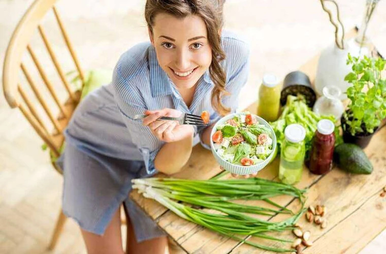 Продукты, которые стоит избегать, чтобы не навредить здоровью