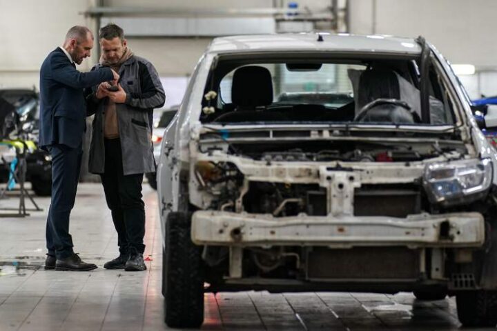 Российские автовладельцы столкнулись с волной просрочек страхового ремонта