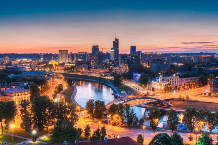 С апреля 2026 года запустят прямой рейс Кишинев-Вильнюс