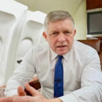 Самолет премьера Словакии Роберта Фицо поврежден в аэропорту Брюсселя перед саммитом ЕС