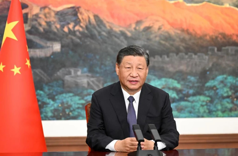 Си Цзиньпин призвал к улучшению управления киберпространством на коллективном заседании Политбюро