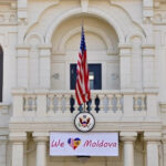 США призывают граждан Молдовы защищать национальную идентичность и европейские ценности