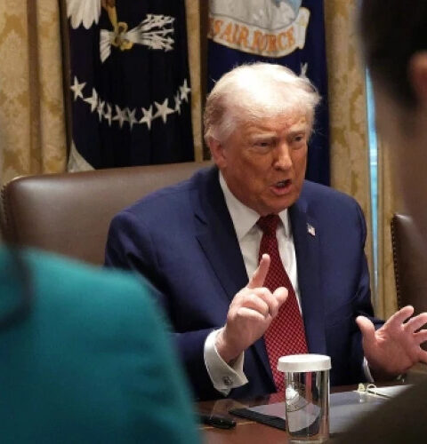 Трамп назвал решение Верховного суда угрозой для национальной безопасности США