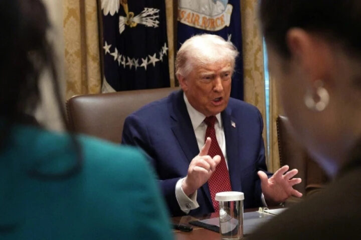 Трамп назвал решение Верховного суда угрозой для национальной безопасности США