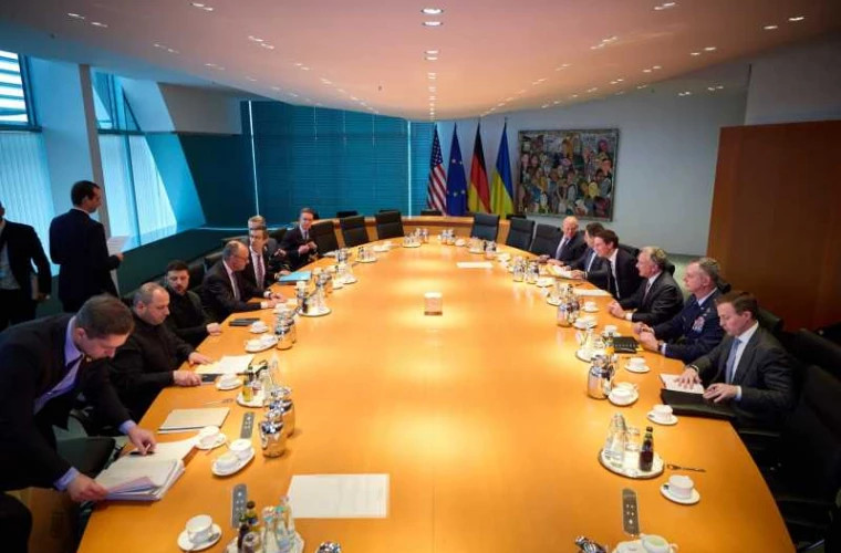 Уиткофф сообщил о значительном прогрессе в переговорах с Зеленским в Берлине