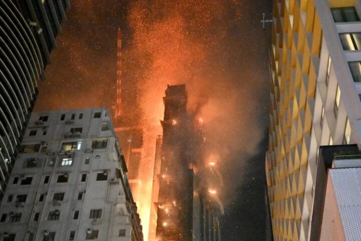 Ущерб от пожара в жилом комплексе в Гонконге превысил 5 миллиардов гонконгских долларов