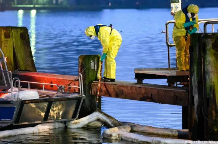 В Бранденбурге на востоке Германии зафиксирована крупная утечка нефти из трубопровода