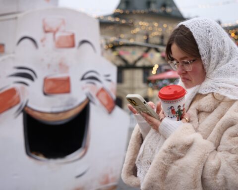 В Москве на новогодние праздники могут ограничить мобильный интернет