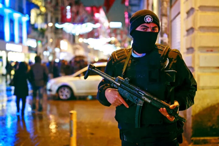 В Стамбуле задержали 115 человек, подозреваемых в связях с ИГ