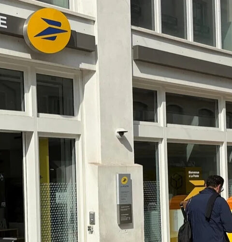 Во Франции почтовый оператор La Poste стал жертвой масштабной кибератаки перед Рождеством