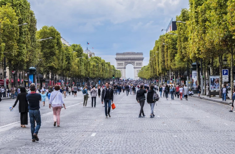 Во Франции уровень смертности впервые превысил рождаемость за десятилетия