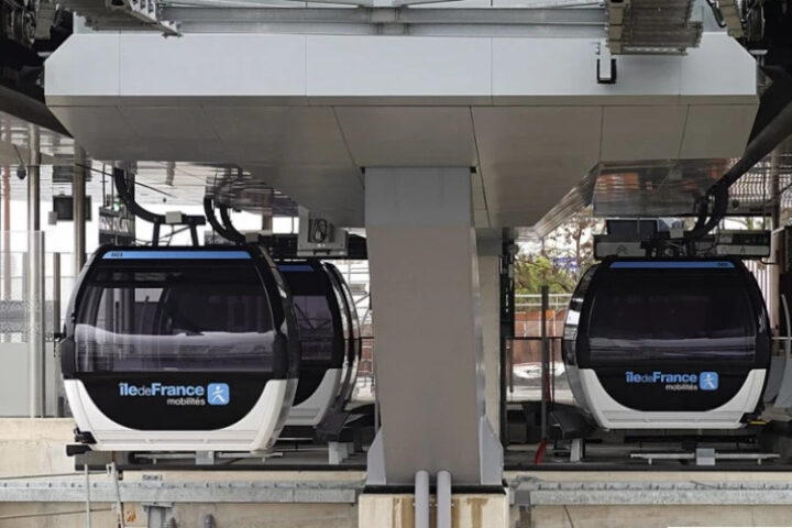 Во французском Иль-де-Франс открыли крупнейшую городскую канатную дорогу в Европе