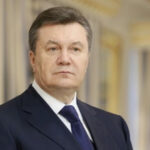 Януковичу назначили 15 лет тюрьмы за побег и измену Украине