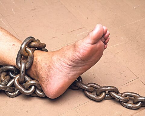 Россияне остаются без зарплат на госконтрактах в Нижегородской области