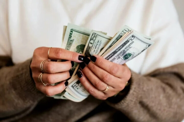 Аргентина вводит закон о налоговой амнистии для привлечения долларов граждан