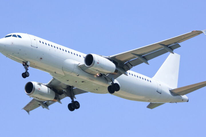 Авиакомпания запускает прямые рейсы из Кишинева в Братиславу для развития связей с Центральной Европой