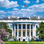 Белый дом обнародовал девятинедельный график согласования строительства бального зала Трампа