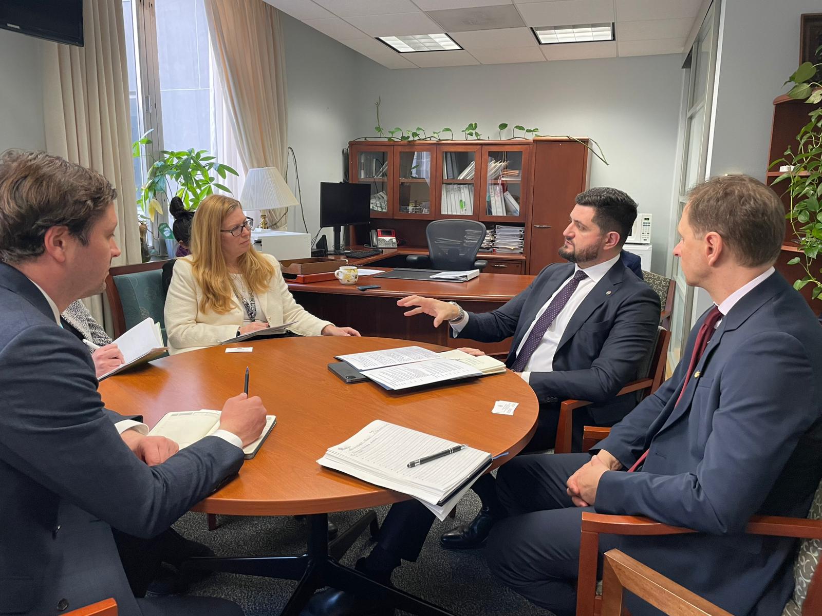 Дорин Жунгиету обсудил укрепление энергетической безопасности Молдовы и привлечение американских инвестиций в Вашингтоне