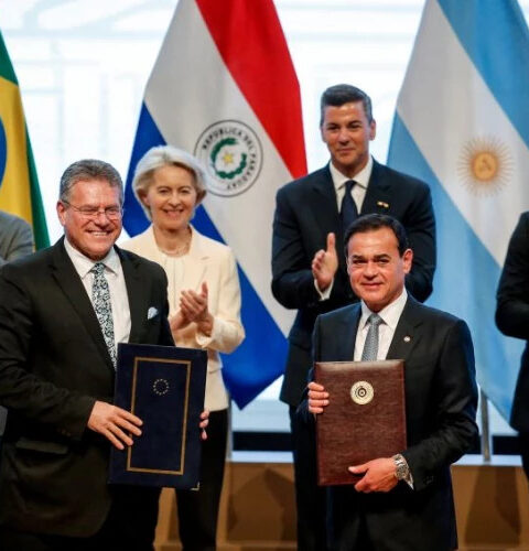 ЕС и Mercosur подписали соглашение о свободной торговле в Асунсьоне, несмотря на протесты в Европе