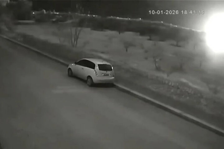 Громкий звук и вспышка света в небе Апулии вызвали панику среди жителей Бари