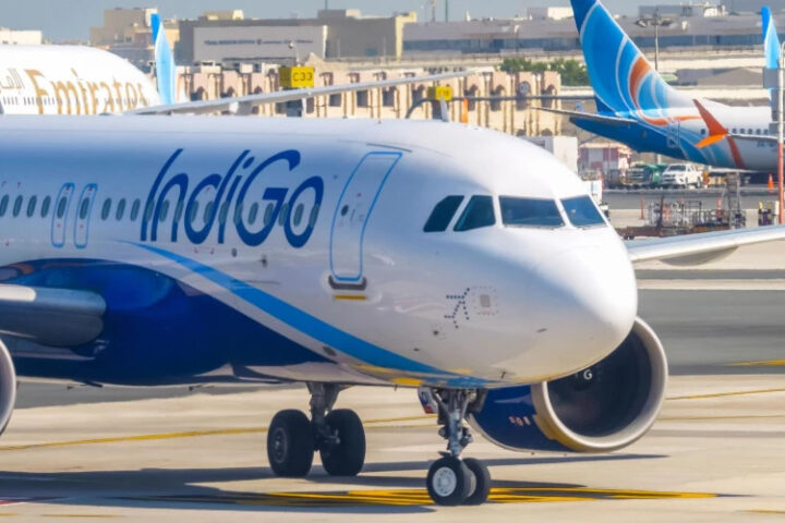 Индийская авиакомпания IndiGo оштрафована на $2,45 млн за массовые отмены рейсов