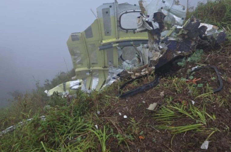 Индонезийские спасатели обнаружили обломки самолета ATR 42-500 в Южном Сулавеси