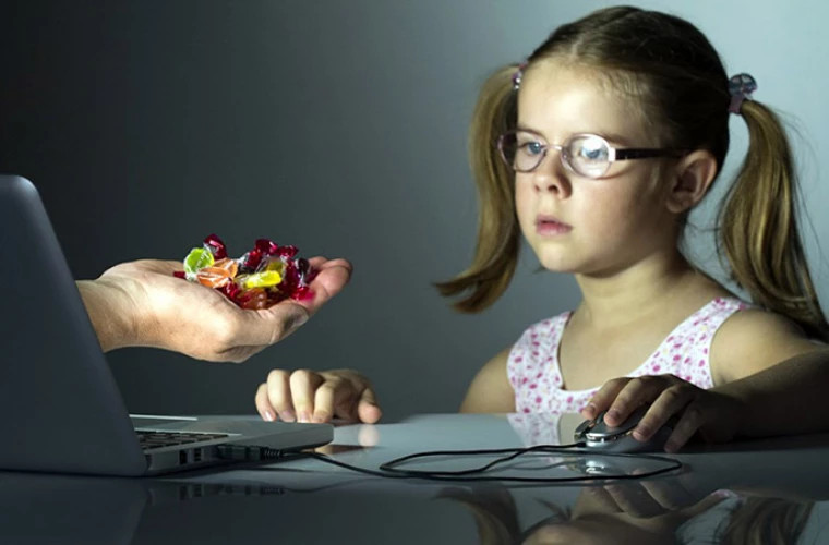 Как защитить детей от вредного контента в интернете: ситуация в Молдове