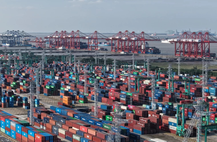 Китай установил рекорд по внешней торговли, объем превысил 45 трлн юаней