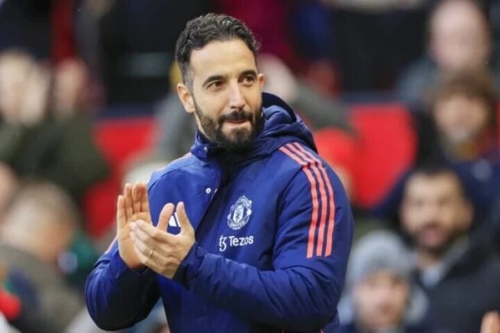 Манчестер Юнайтед уволил главного тренера Рубена Аморима в условиях шестого места в лиге