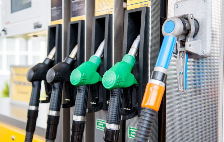 НАРЭ отмечает снижение цен на топливо в Молдове в конце 2025 года и прогнозирует влияние новых налогов в 2026 году