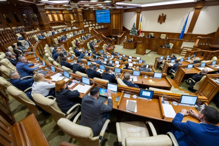 Парламент Молдовы принял 39 новых законов в декабре 2025 года