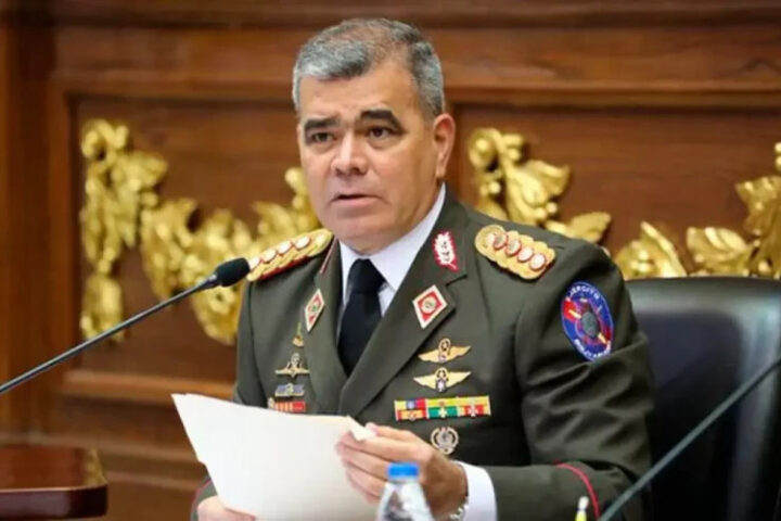 Парламент Венесуэлы начнёт работу 5 января, сообщает министр обороны Лопес