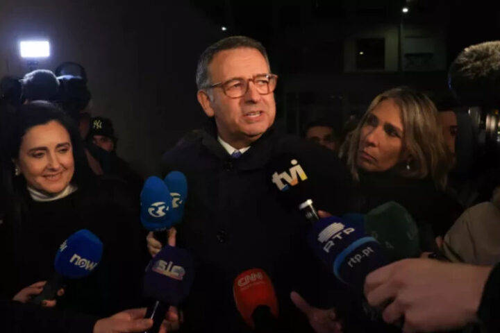 Первый тур президентских выборов в Португалии: социалист Сегуру выходит во второй тур