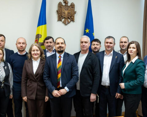 Правительство Молдовы начинает открытые консультации по реформе местного публичного управления