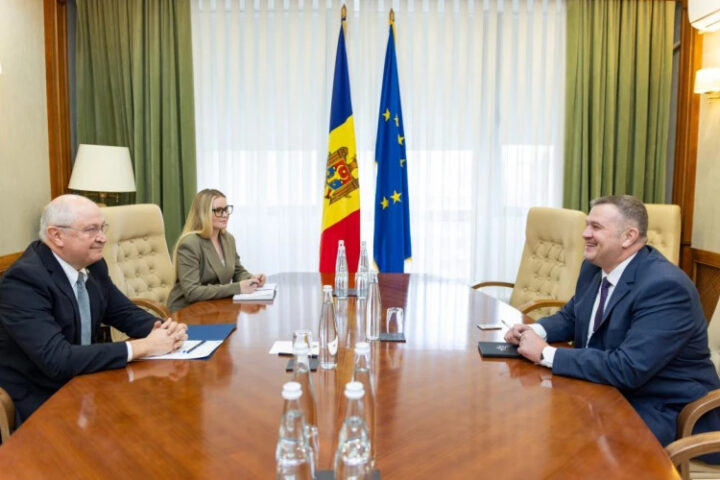 Премьер-министр Мунтяну обсудил с послом Латвии сотрудничество и поддержку европейского пути Молдовы