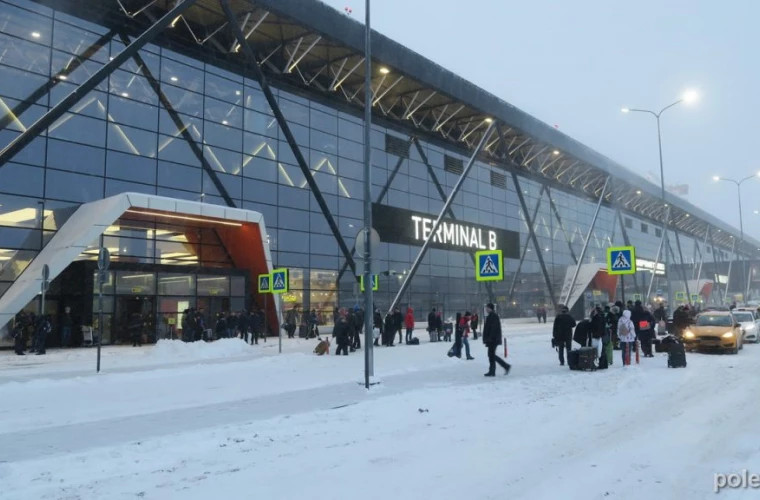 Самолёт из Египта совершил аварийную посадку в московском аэропорту Шереметьево
